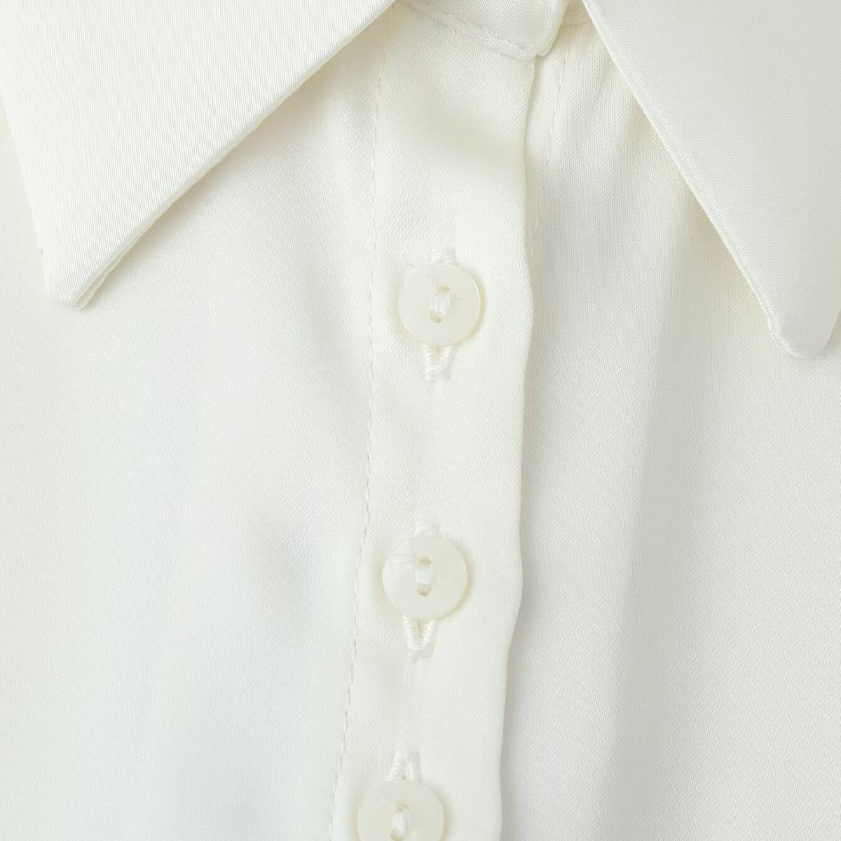 Slim fit long sleeved shirt