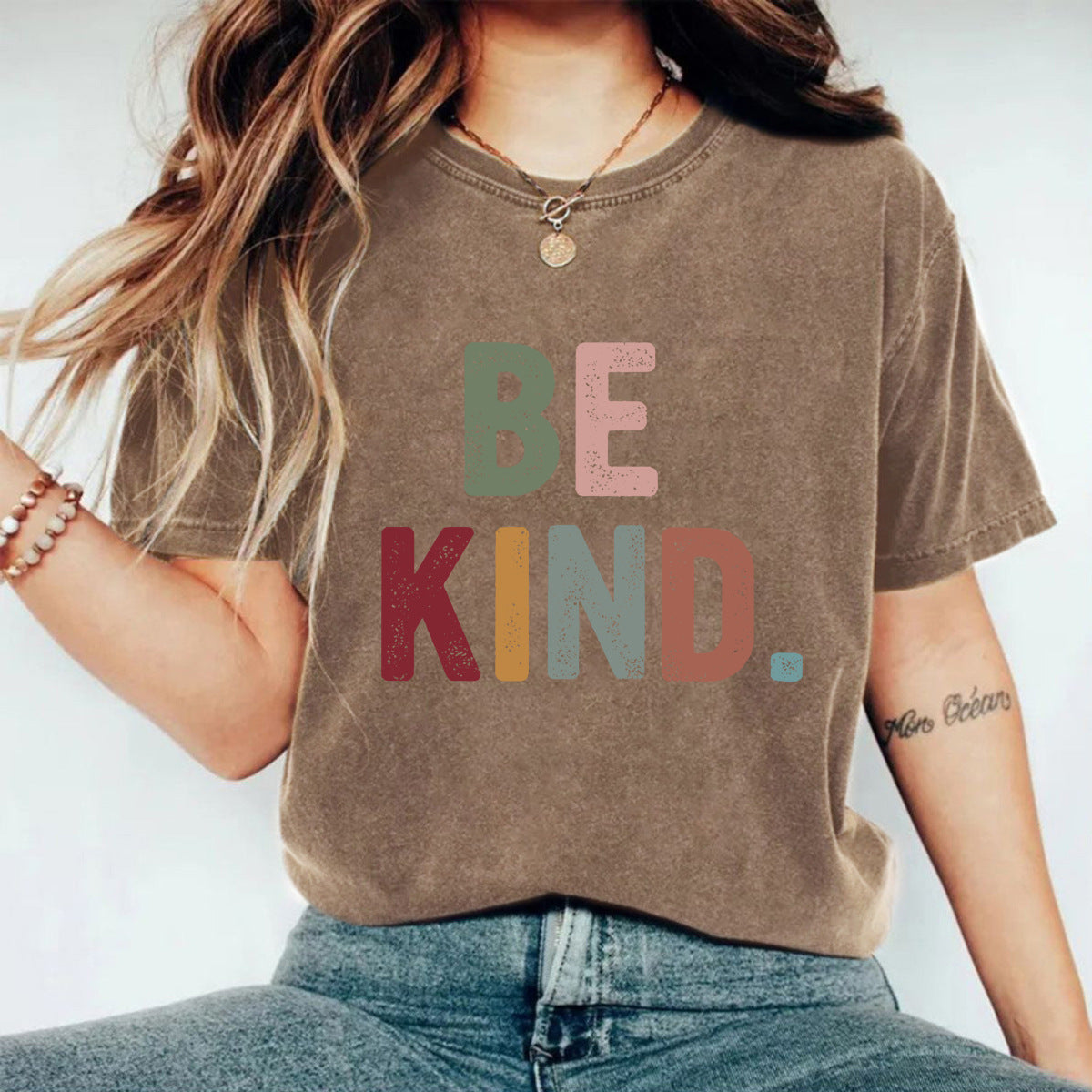 Make vintage T-shirts with printed designs