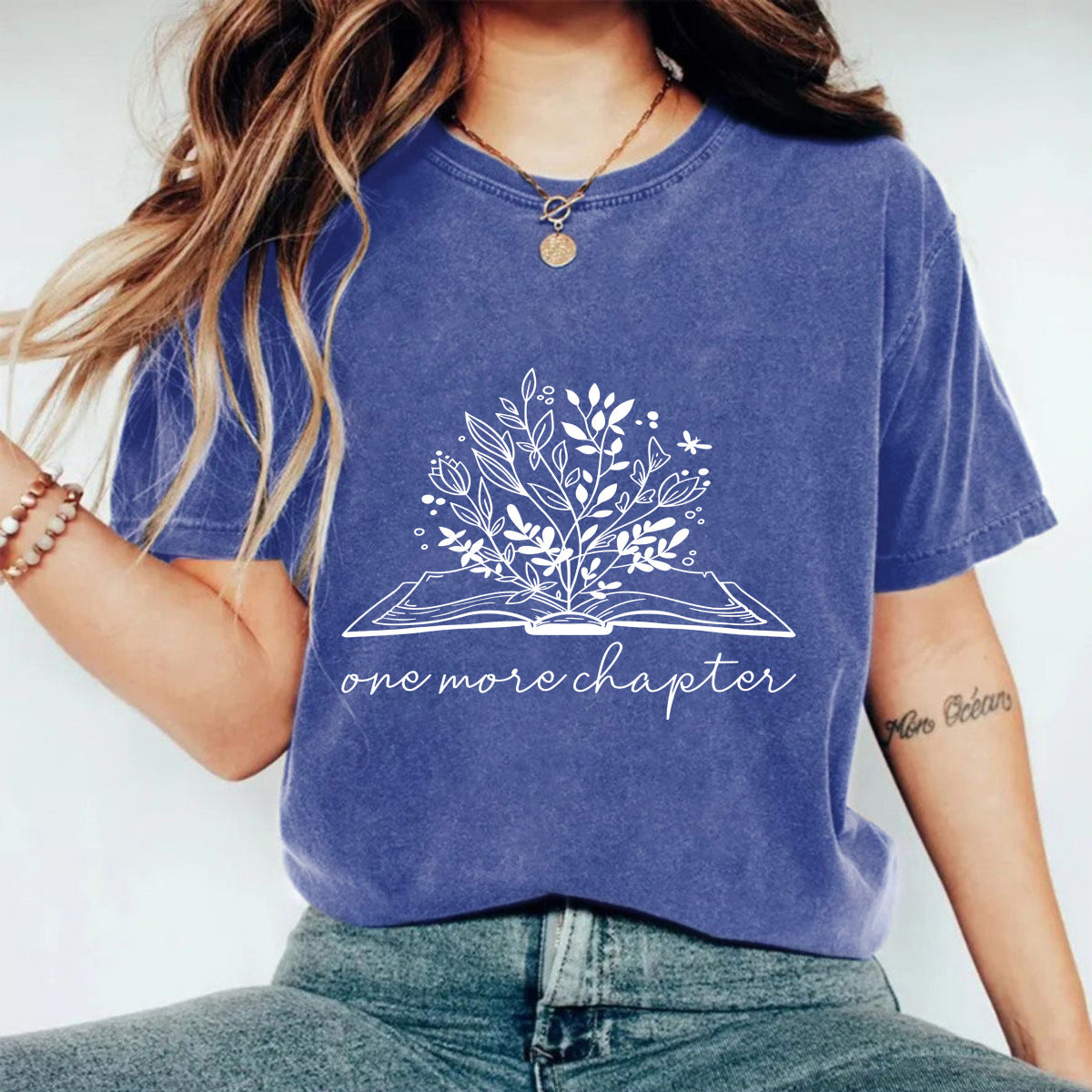 Make vintage T-shirts with printed designs