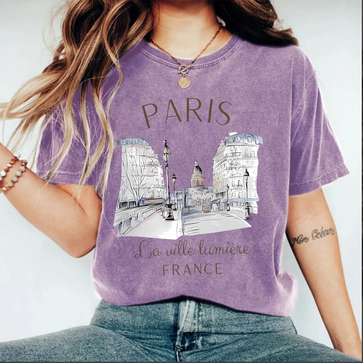 Make vintage T-shirts with printed designs